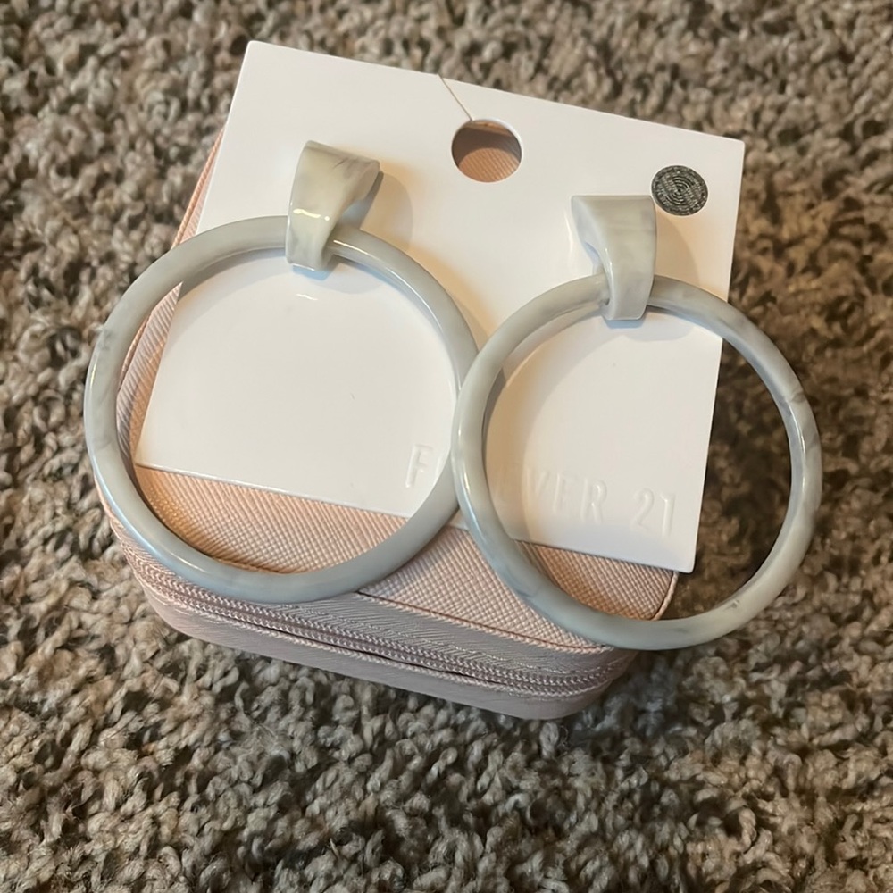 Brand new marble drop earrings